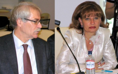 За кулисами политики: «пчелы», «согласисты» и «тевземцы» варятся вместе (Аудио)