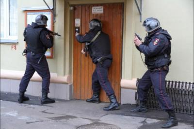 Избирательность Фемиды:  &laquo;RC Group&raquo; получила обыск в апреле, а &laquo;Новая газета&raquo; &mdash; в апреле, но разница в полгода